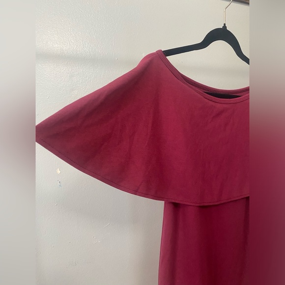 Off shoulder dress with side cut NWOT - Picture 8 of 13